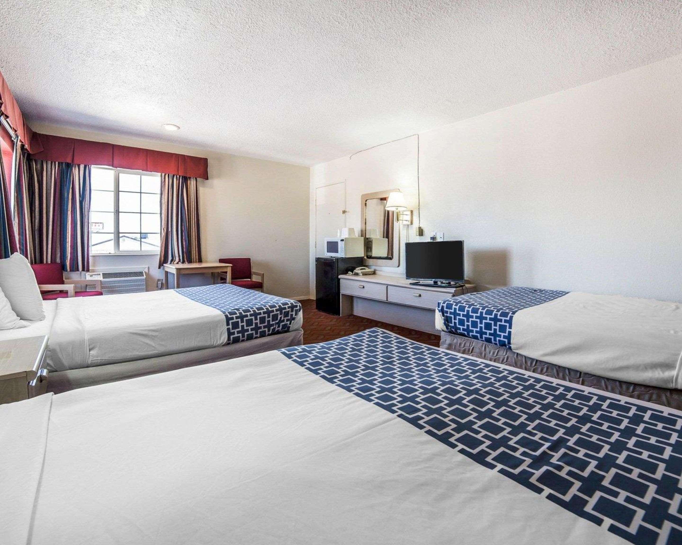 Econo Lodge Fallon Naval Air Station Area Dış mekan fotoğraf